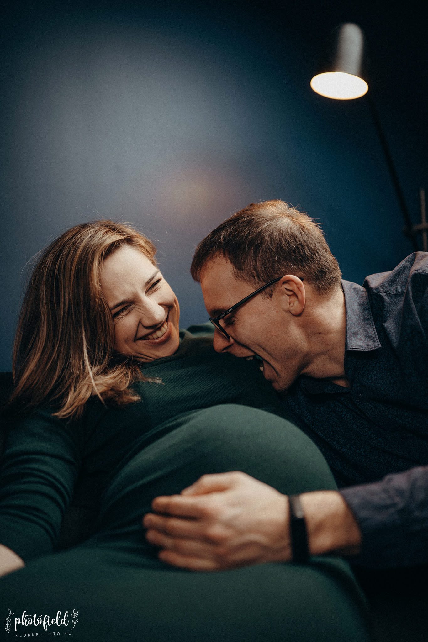 Sesja brzuszkowa ciążowa w domu Łódź