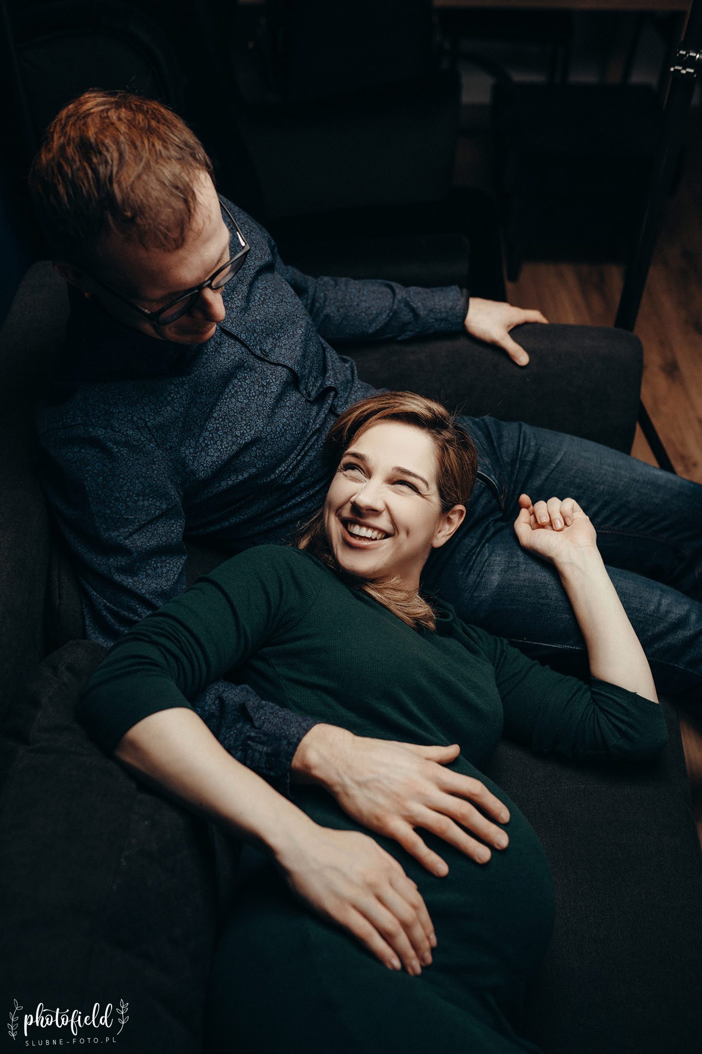 Sesja brzuszkowa ciążowa w domu Łódź